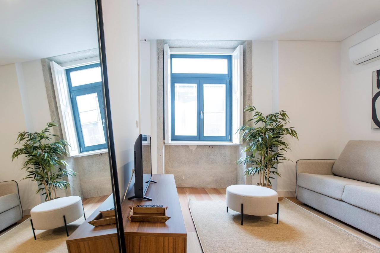 Downtown Wonder Flat W/ Ac By Lovelystay Porto Eksteriør bilde