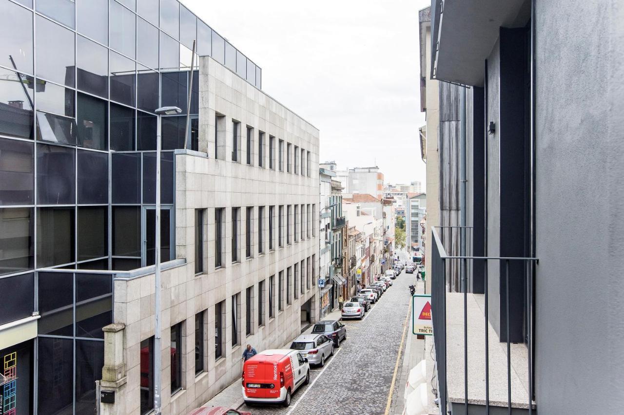 Downtown Wonder Flat W/ Ac By Lovelystay Porto Eksteriør bilde